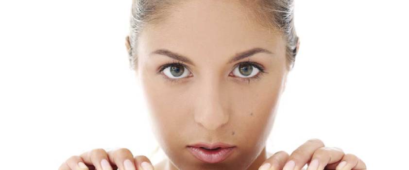¿Cómo hacer una limpieza facial profunda desde casa?