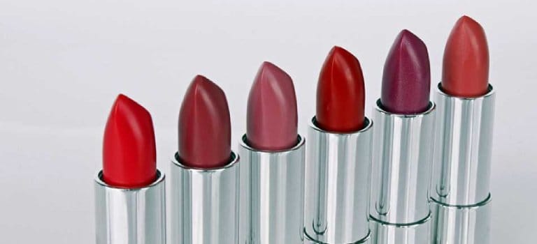 Labial o pintalabios neutros