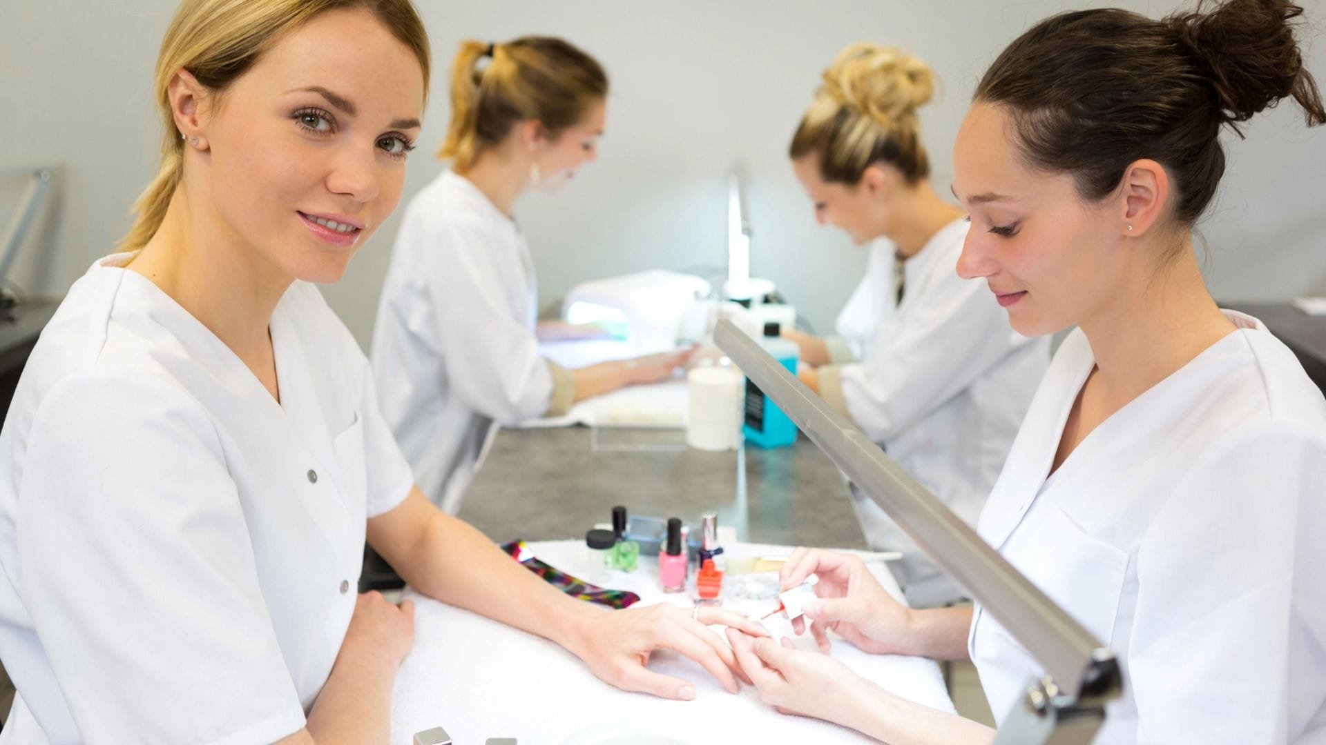 cursos de uñas en Barcelona